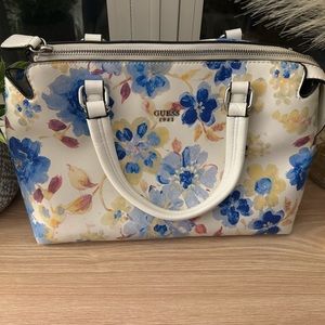 Guess floral purse